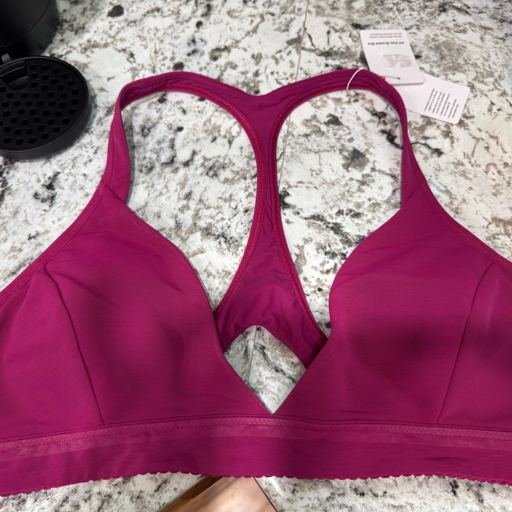 Lululemon Athletica Magenta Racerback Bra